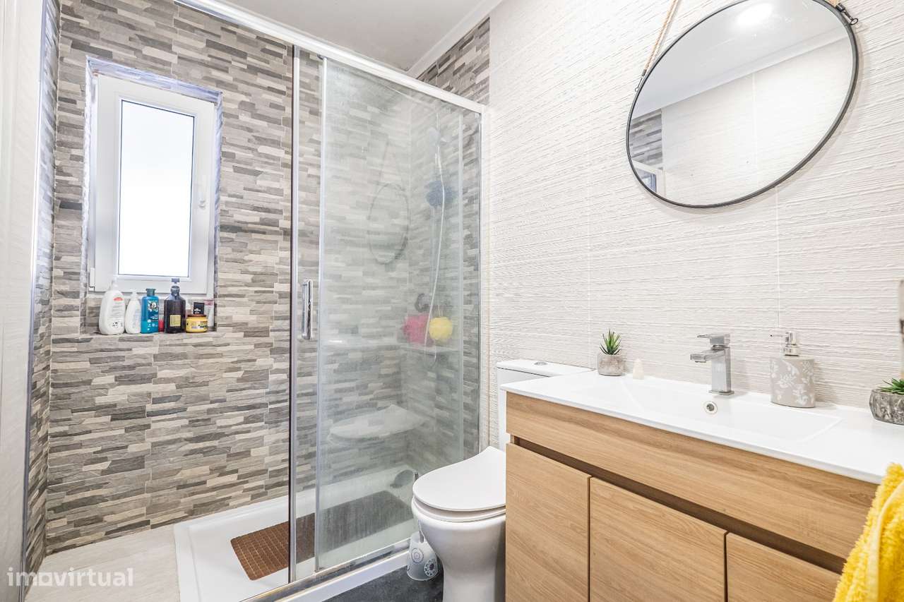 Moradia T3 com terraço e ar condicionado em Azeitão-12