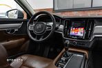 Volvo V90 D3 Momentum Pro - 25