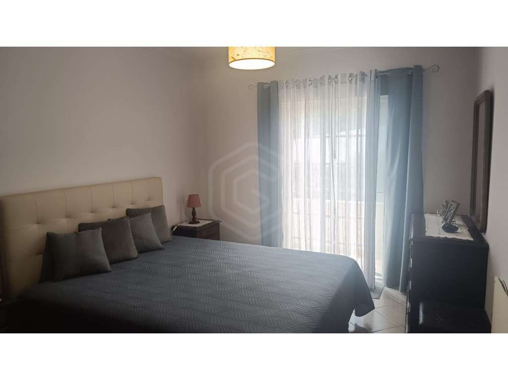 Moradia V4 com Garagem para 4 Carros, Goncinha, Loulé, Algarve-13