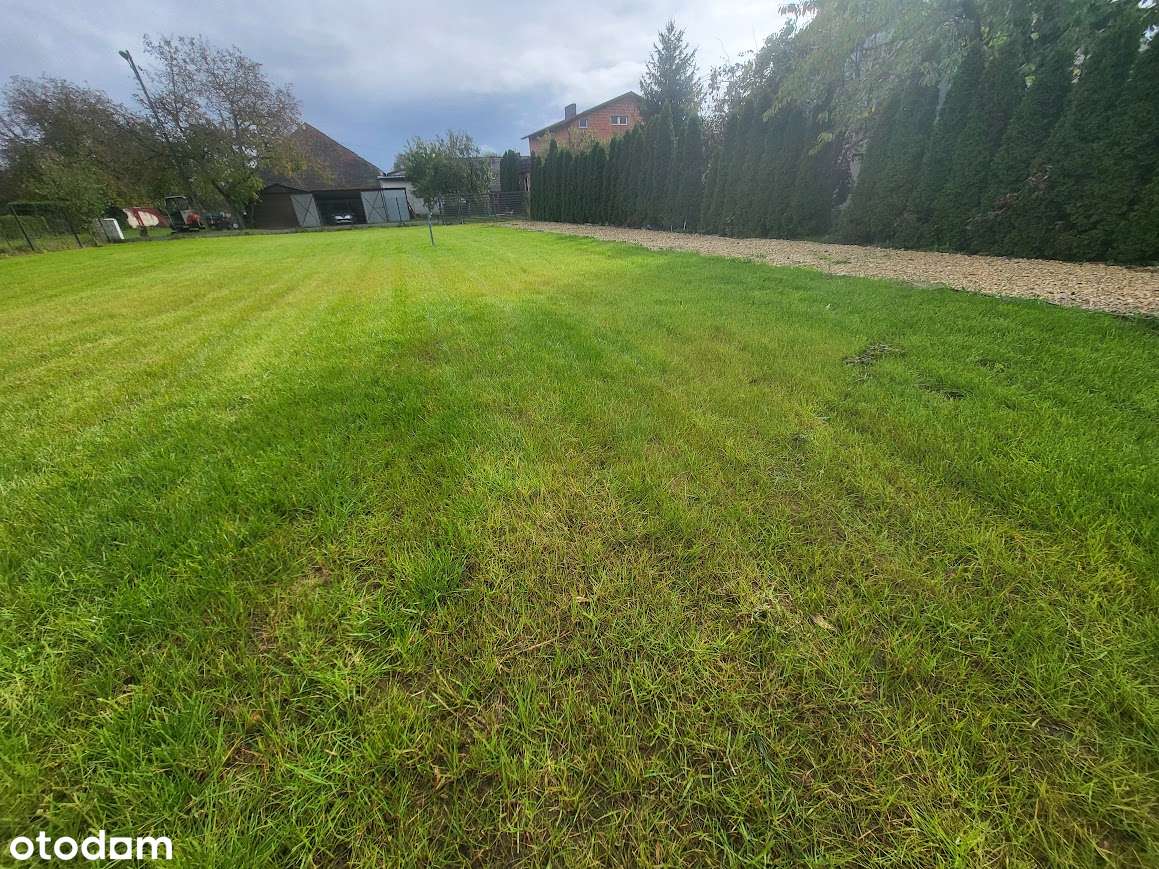 Atrakcyjna, uzbrojona, zagospodarowana i ogrodzona działka budowlana - Pełny obrazek: 3/17