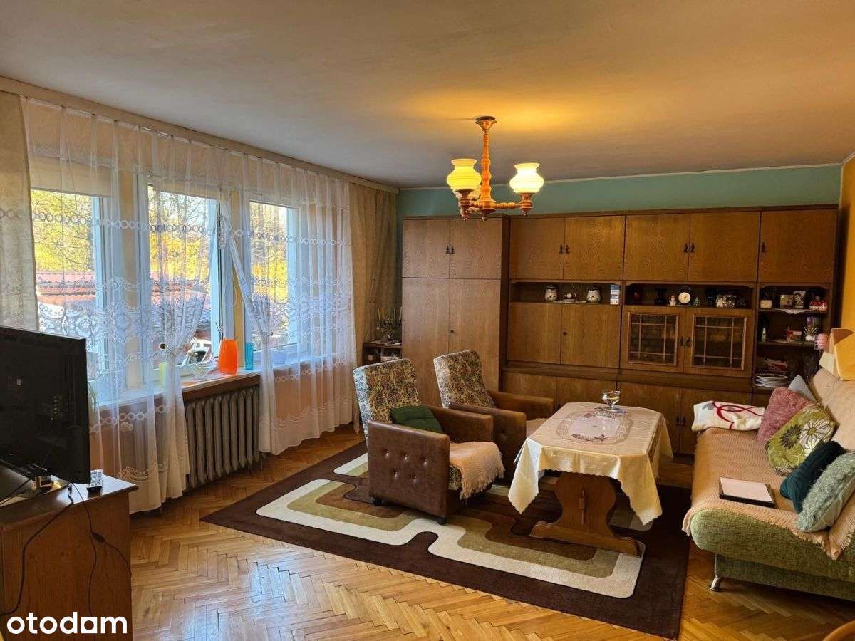 Skrajny segment w super lokalizacji !-3