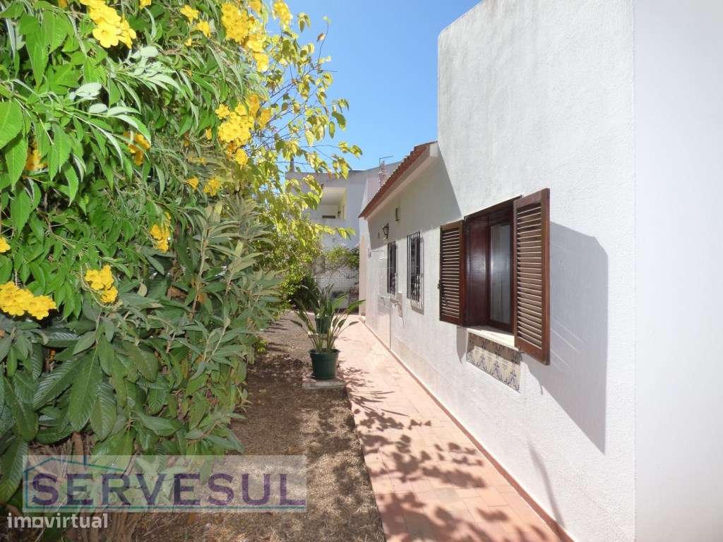 Charmosa moradia situada a apenas 1 km da vila de Paderne e a 20 mi...-20