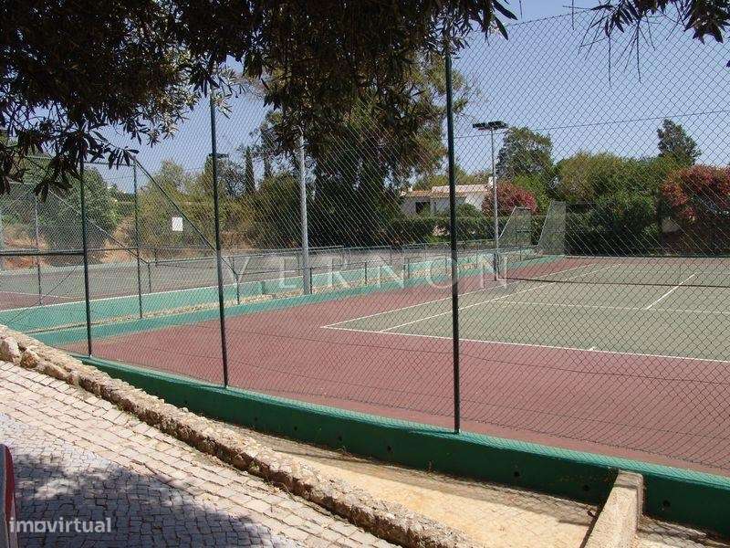 Moradia térrea geminada com 2 quartos - Quinta do Paraiso Carvoeiro, A-37