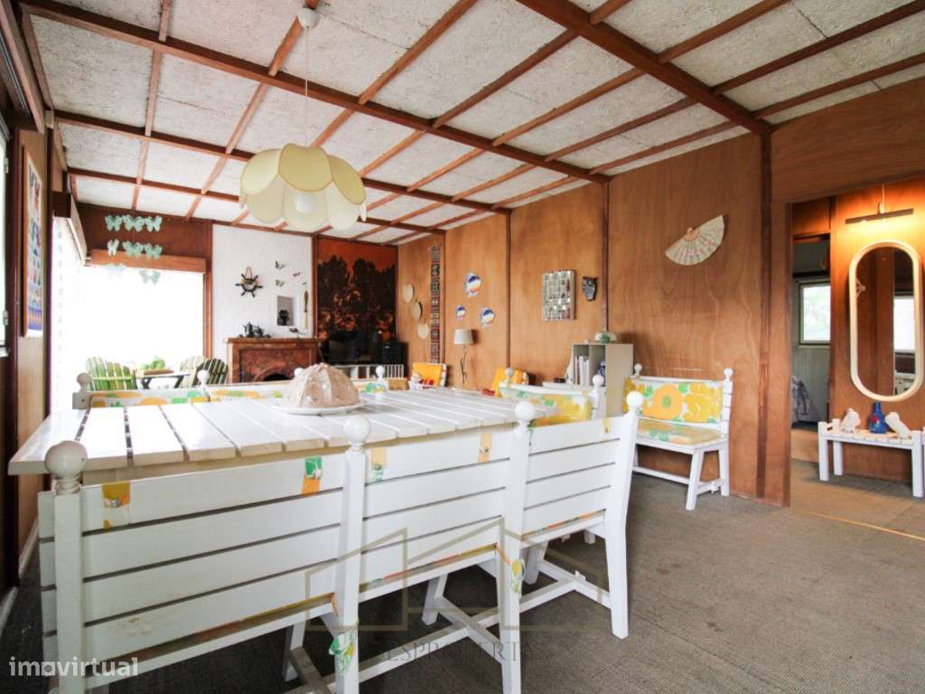 Casa de Madeira, em lote com 400m2, na Lagoa de Albufeira - Sesimbra-5