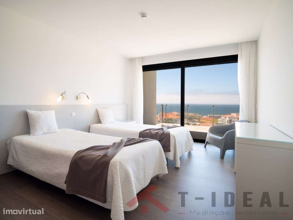 Moradia T4 Moderna Vista Mar-52