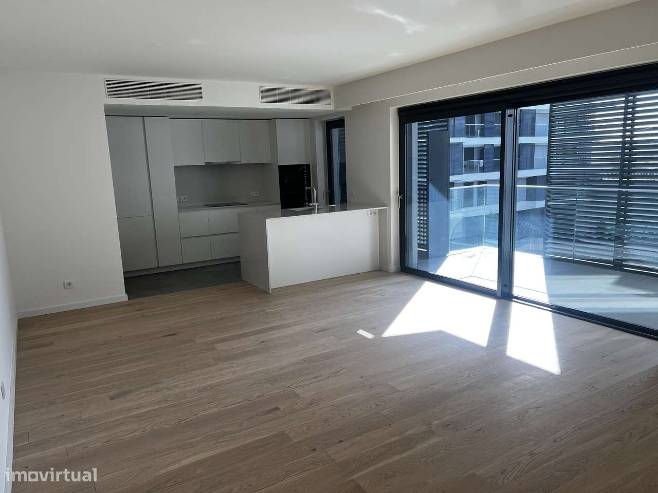 T2 em condomínio de luxo nas Avenidas Novas - Grande imagem: 4/20