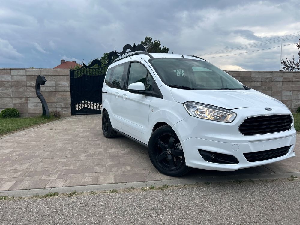 Ford Tourneo Courier 1.5 TDCi Titanium 2015