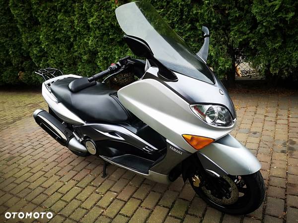 Yamaha Tmax - 2