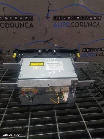 Cd player Toyota RAV 4 III 2005 - 2009 (624) - 2