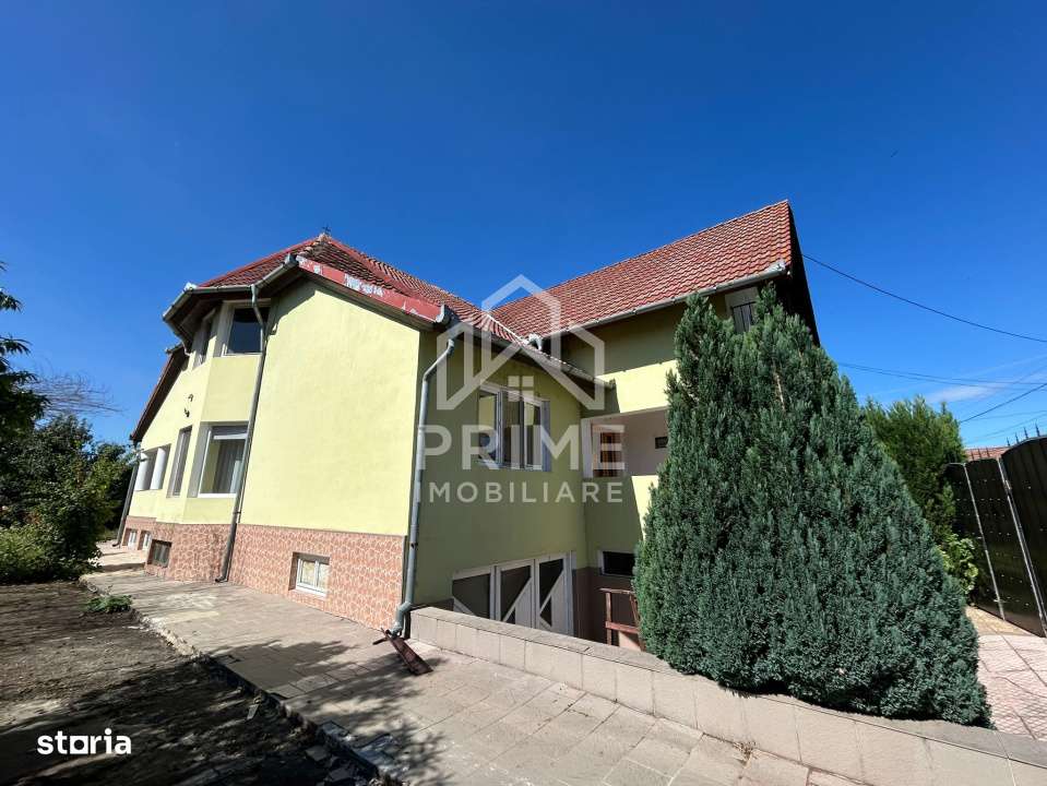 Casa de vanzare , 200 mp , Zona Sebes - Imagine principală: 1/8