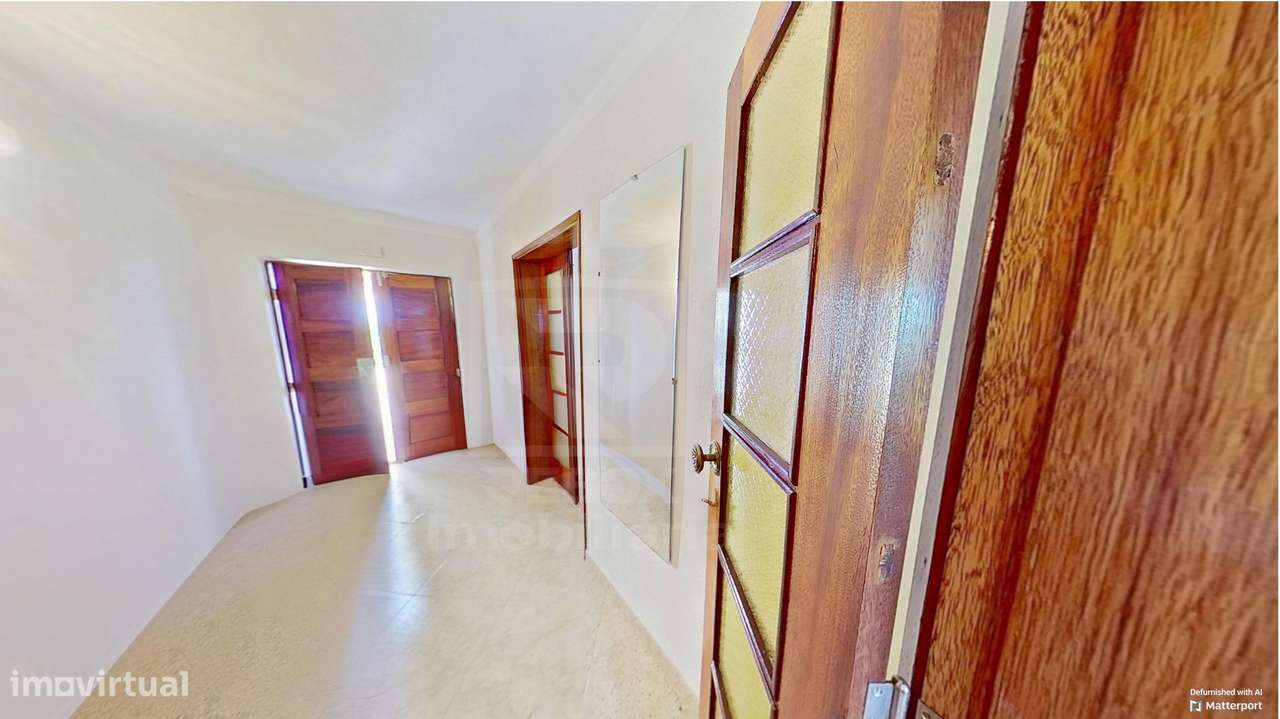 Moradia T6 com Terreno 1000 m² + Terreno Rústico – Medelim-26