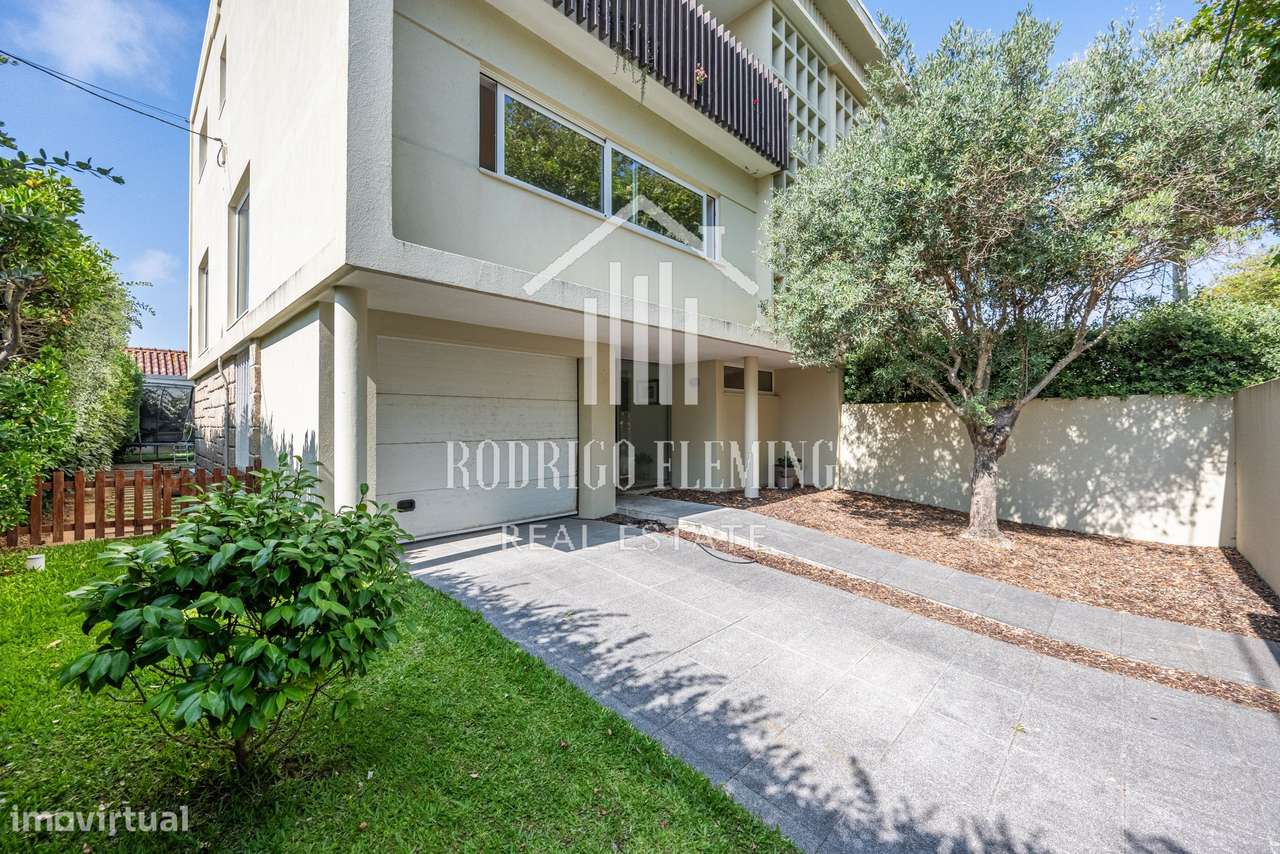 Moradia T4 com Jardim e Vista Mar - MIRAMAR-27