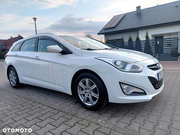 Hyundai i40 1.6 GDI Comfort + - 28