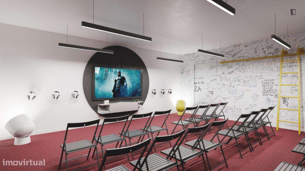 Quarto - localizado em Benfica Lisbon - Grande imagem: 3/6