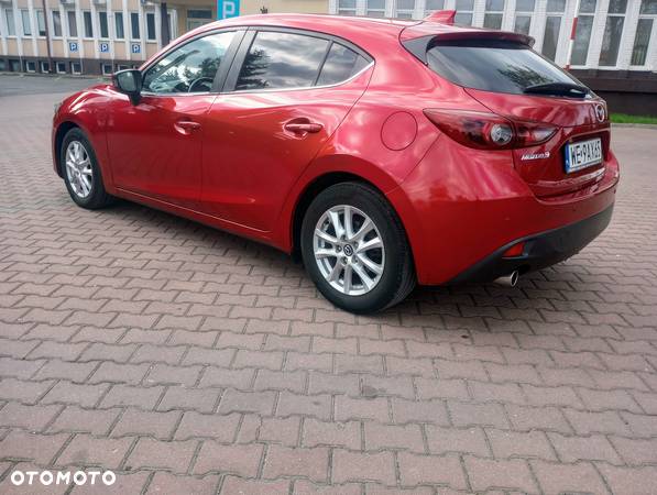 Mazda 3 - 4