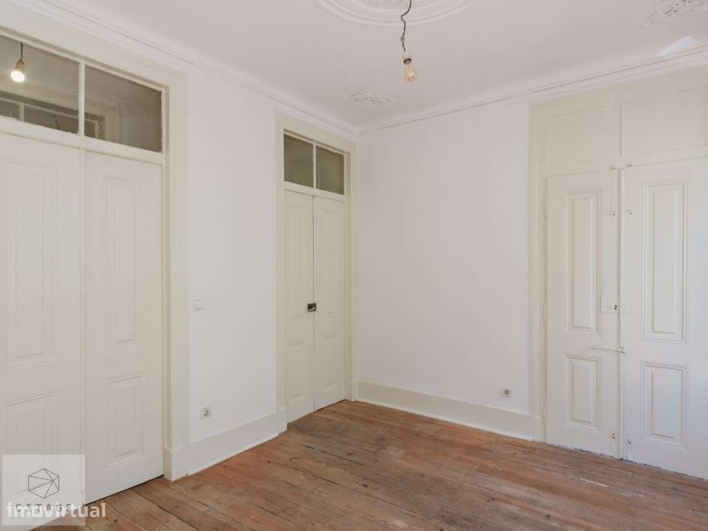 Apartamento T2 com terraço em Campo de Ourique-7