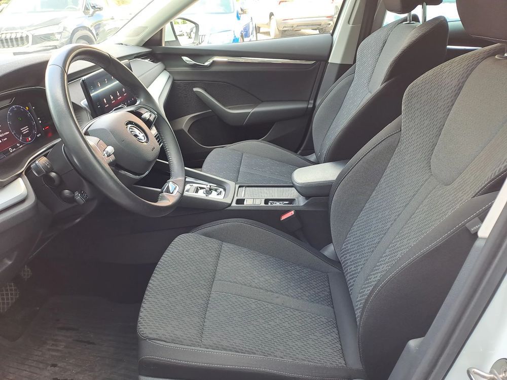 SKODA OCTAVIA 1.5 TSI 150KM DSG ACC Ambiente Kamera Salon PL ASO VAT23%