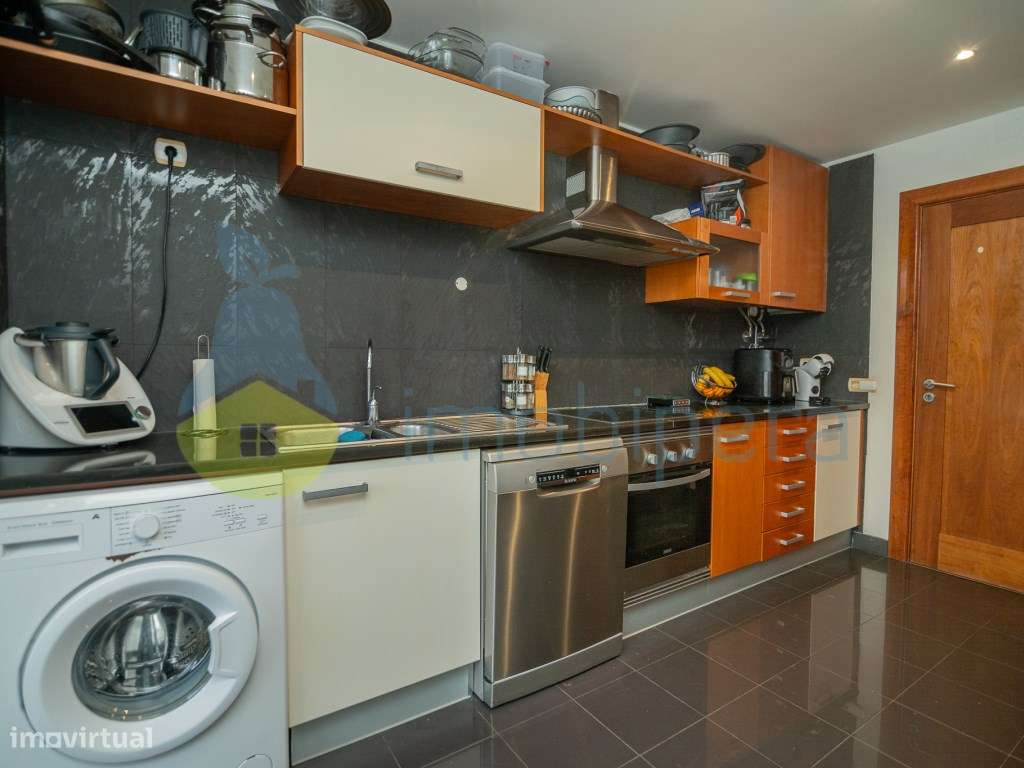 Excelente apartamento T2 localizado sobre o Rio Arade na Boca do Ri...-12