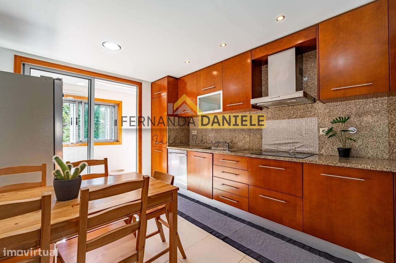 EXCELENTE APARTAMENTO T3 PASSIONISTAS - FEIRA!-15