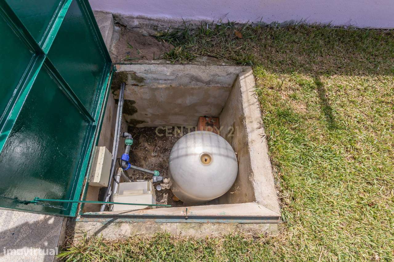 Moradia de 6 assoalhadas em lote de 500 m2-51