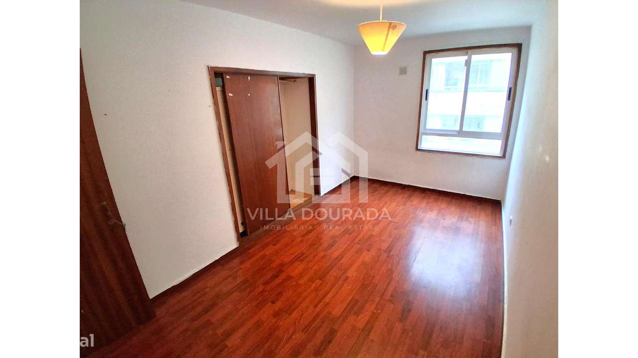 Apartamento T3 em Baguim Do Monte --10