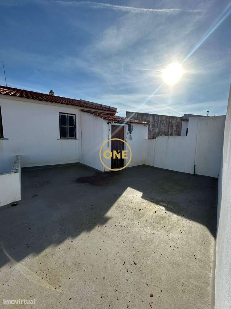 Excelente Moradia T5 em Salvaterra de Magos-26