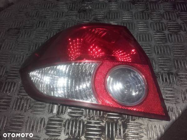 Lampa lewa tył  hyundai getz 02-05 EUROPA sprawna i cala - 1