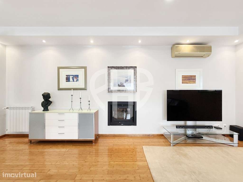 Apartamento T3+1 Duplex C/Terraço 250m2 // Condominio-7