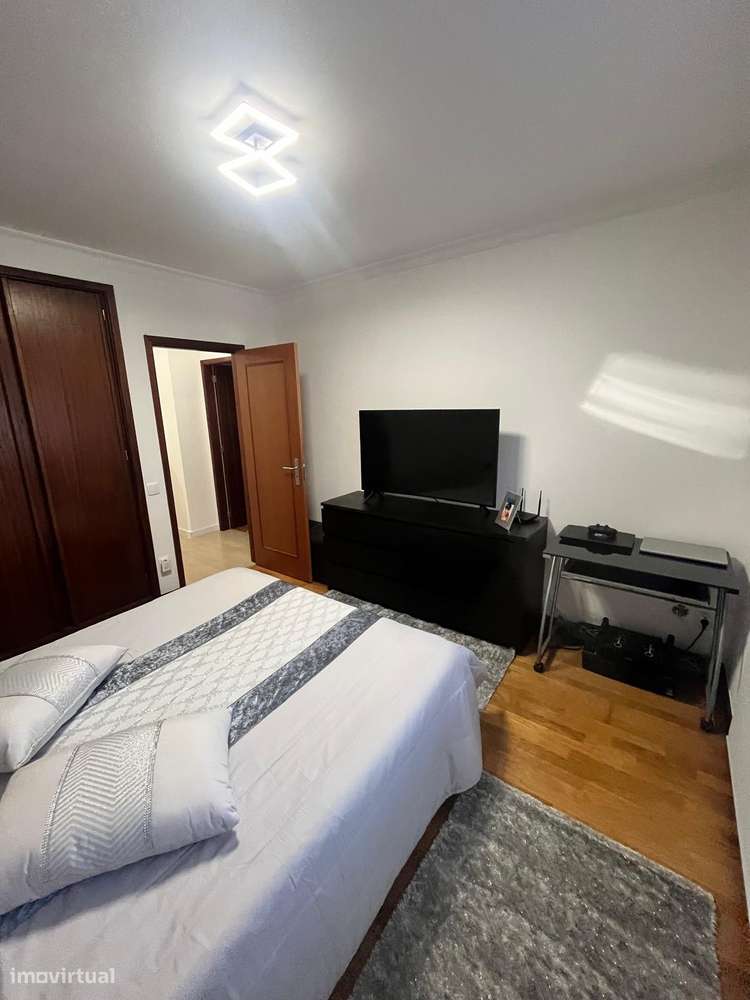 Apartamento T 3 em bom estado próximo Praia vila Cha-15