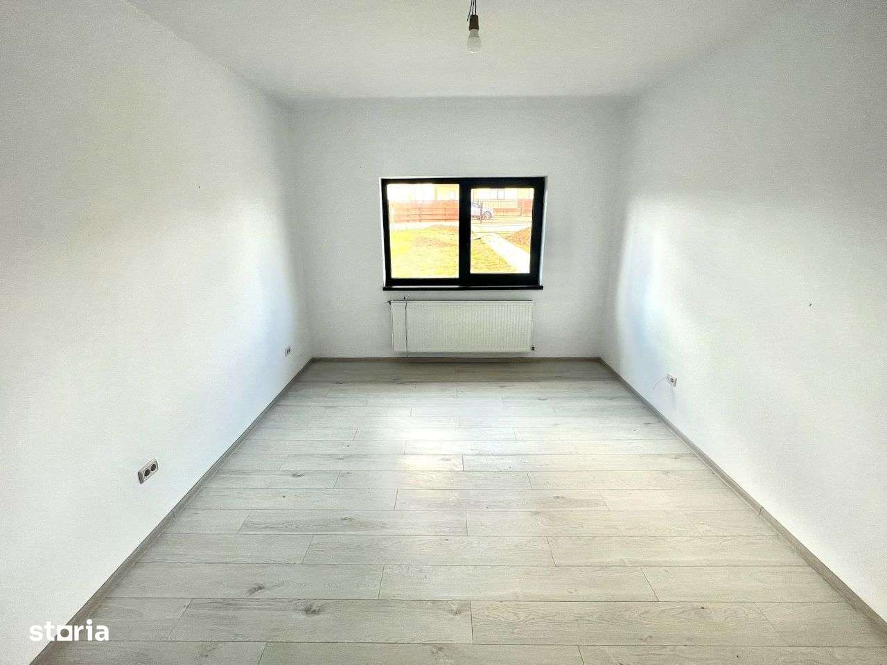 800 mp teren! CANALIZARE! 2 BAI / Camera tehnica! Casa Valea Lupului - Imagine principală: 5/8