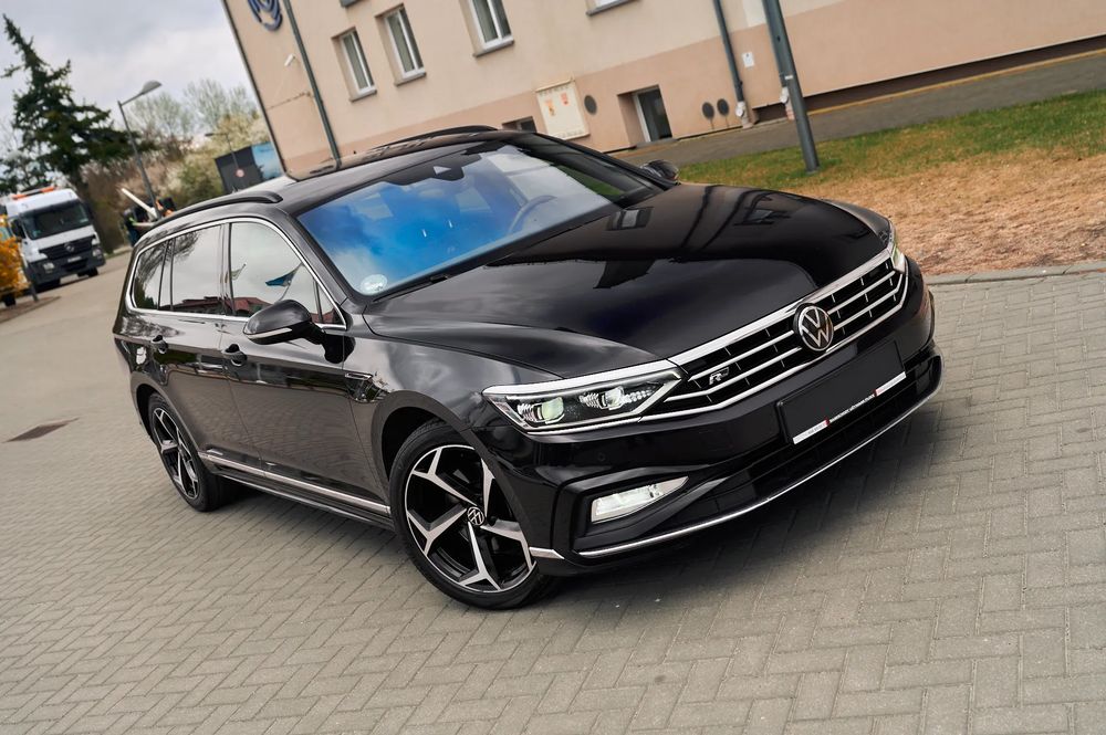 Volkswagen Passat B8 2.0 TDI SCR DSG R-Line 2023