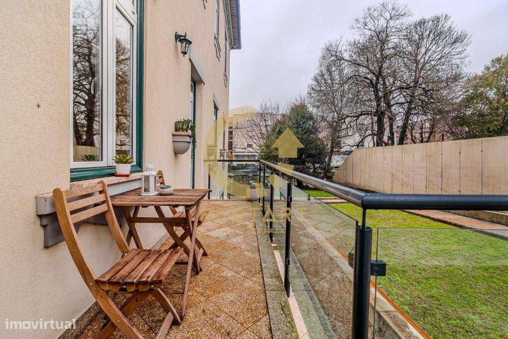 Andar Moradia T2 Duplex para arrendar no Porto - Grande imagem: 3/25