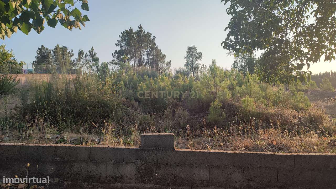 Fabuloso Lote de Terreno p/Construção com 635,4 m2 - Grande imagem: 3/5
