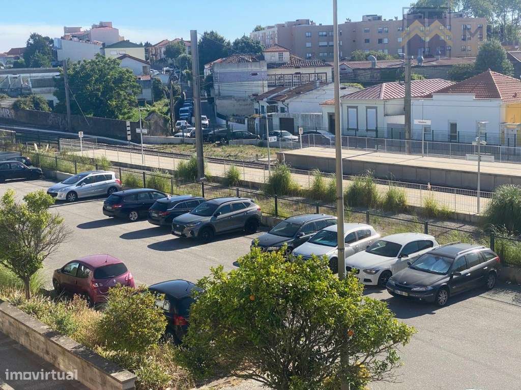Apartamento T2 junto estação CP Valadares-19