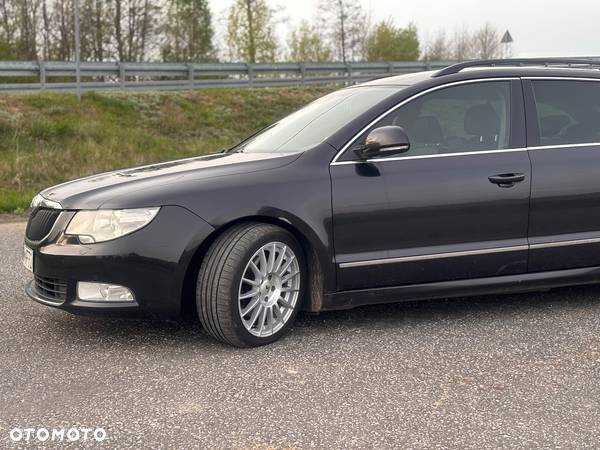 Skoda Superb 2.0 TDI Ambition DSG - 5