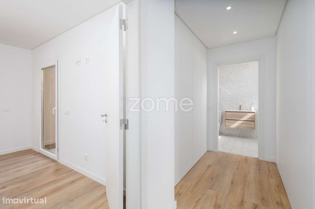 Moradia T3 com piscina na Sobreda-24