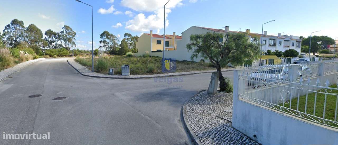 Terreno Urbano em Localização Central Caldas da Rainha-6