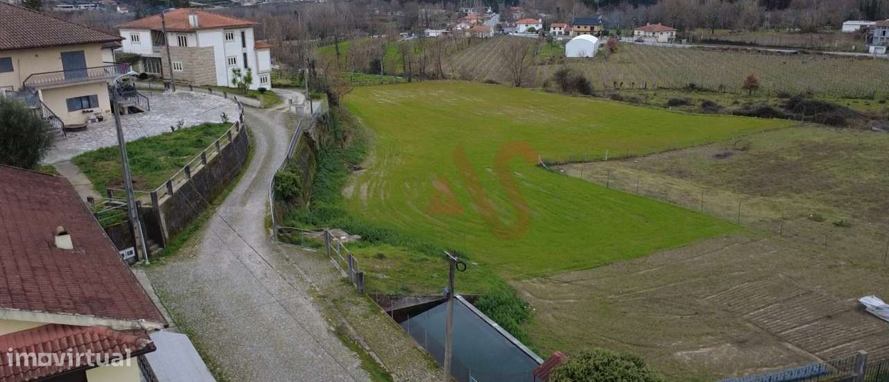 Terreno para Construção e Área Agrícola em Estorãos, Fafe - Grande imagem: 5/5
