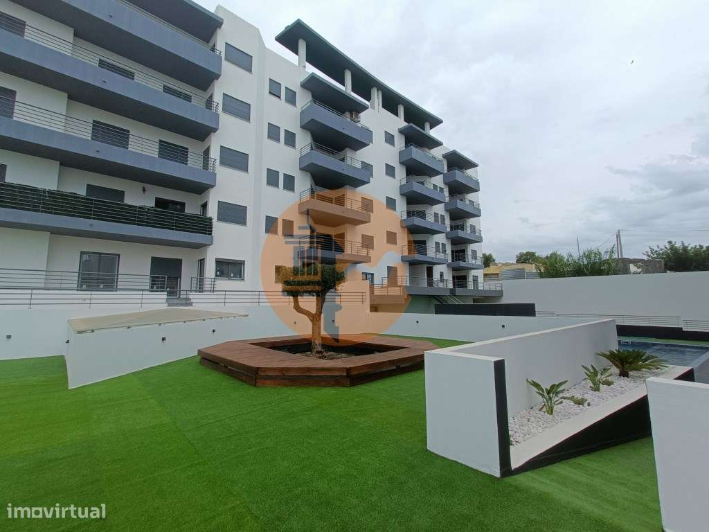 Apartamento T4 em Condomínio com Piscina . - Grande imagem: 2/77