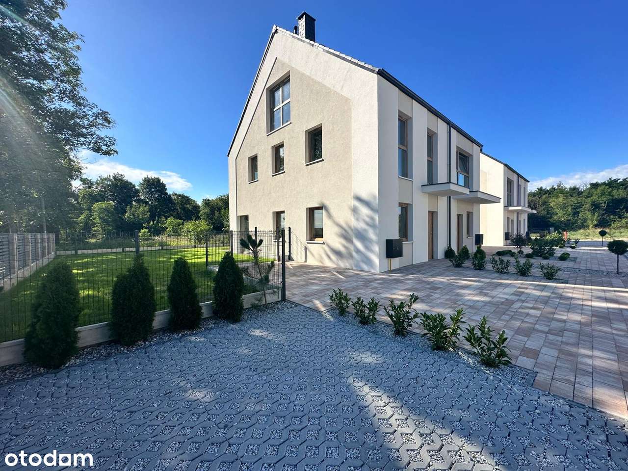 Dom wykończony pod klucz ZIELONA ALEJA Brzeg typ B-12