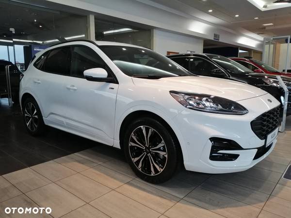 Ford Kuga - 1