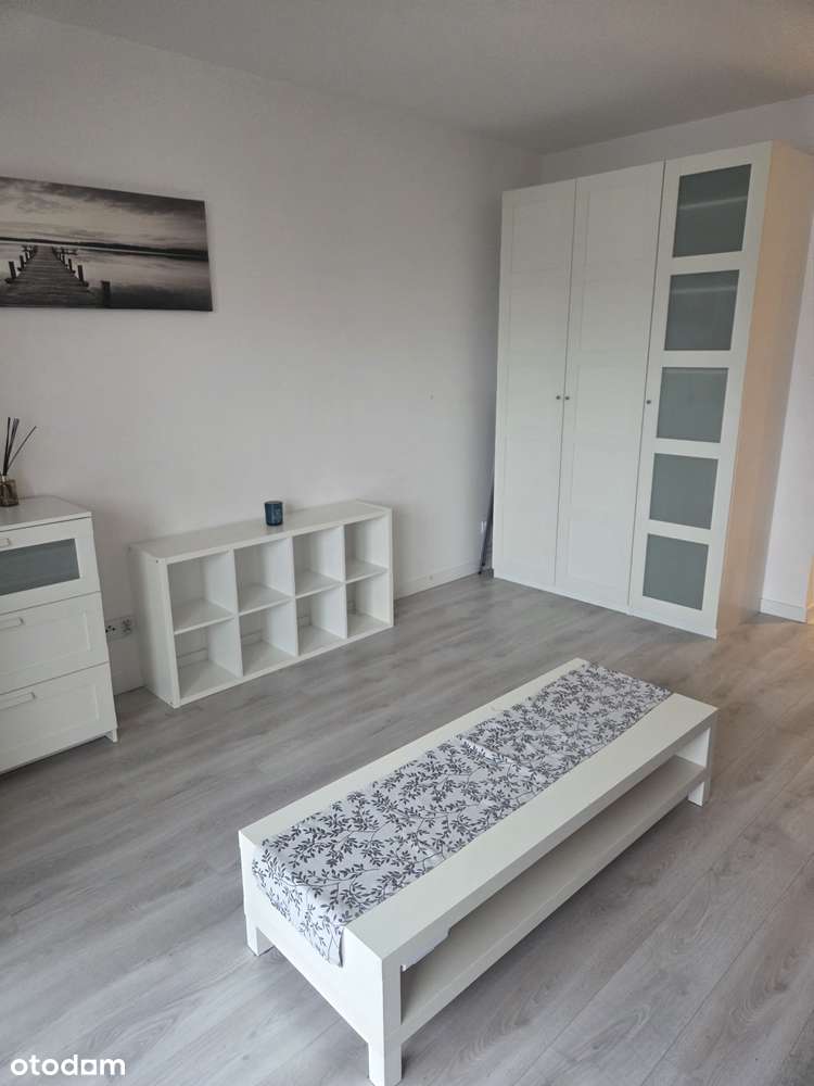 Słoneczna kawalerka 30 m2 z garażem i komórką - Jana Kazimierza 32B - Pełny obrazek: 2/19