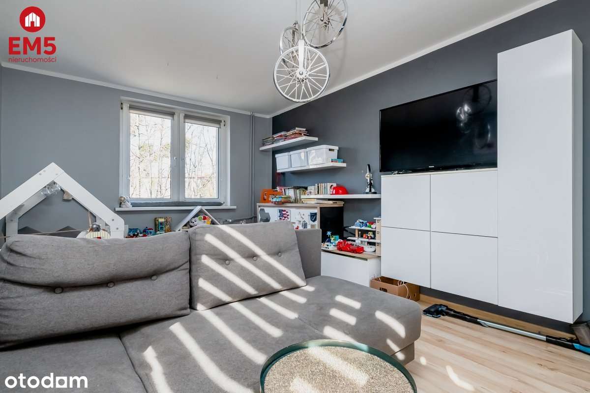 Przestronne 2 pokoje, spokojna okolica - Pełny obrazek: 2/11