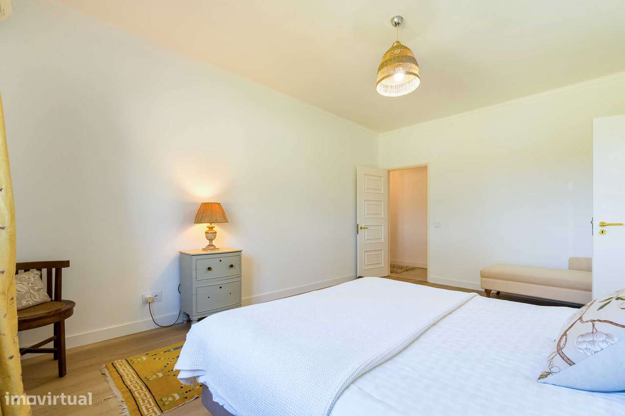 Moradia de luxo com piscina, anexo, campo de ténis  e jardim-29