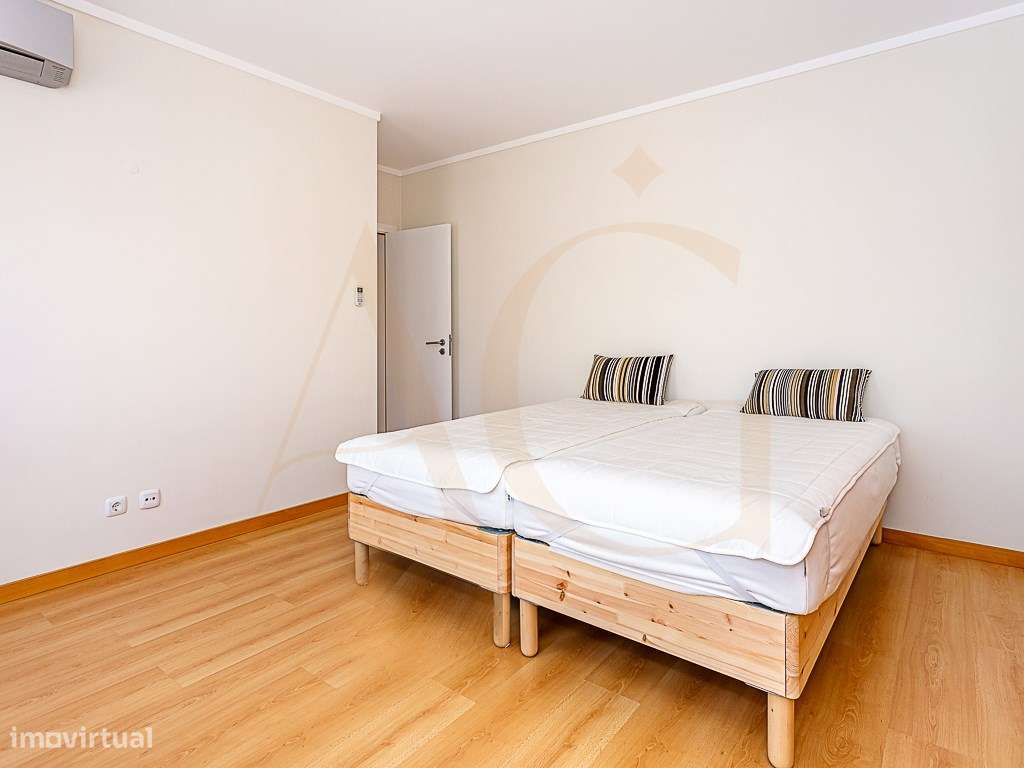 Apartamento T3 em Olhão com vistas incríveis e piscina comum-32