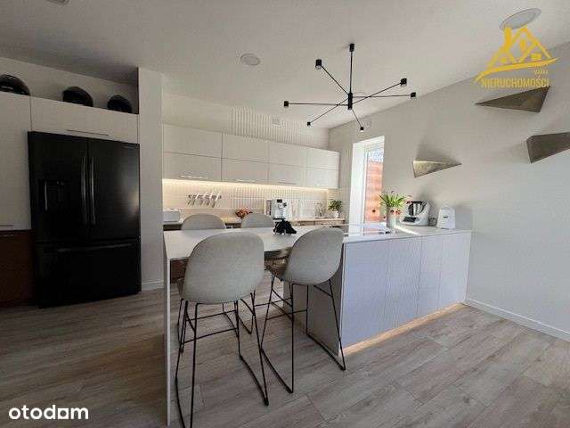 Sprzedam nowoczesny dom w Dąbrowie Górniczej (przy jeziorach -Pogoria)-2