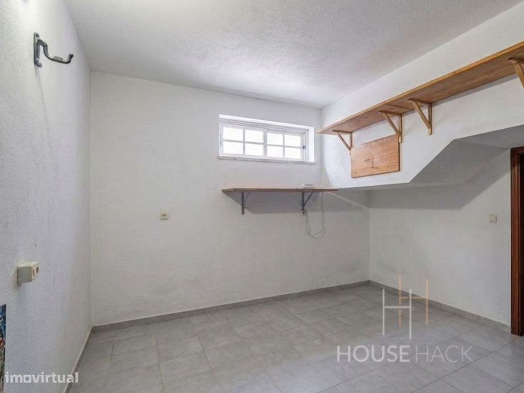 T2+2 Duplex Renovado com parqueamento e arrecadação-36