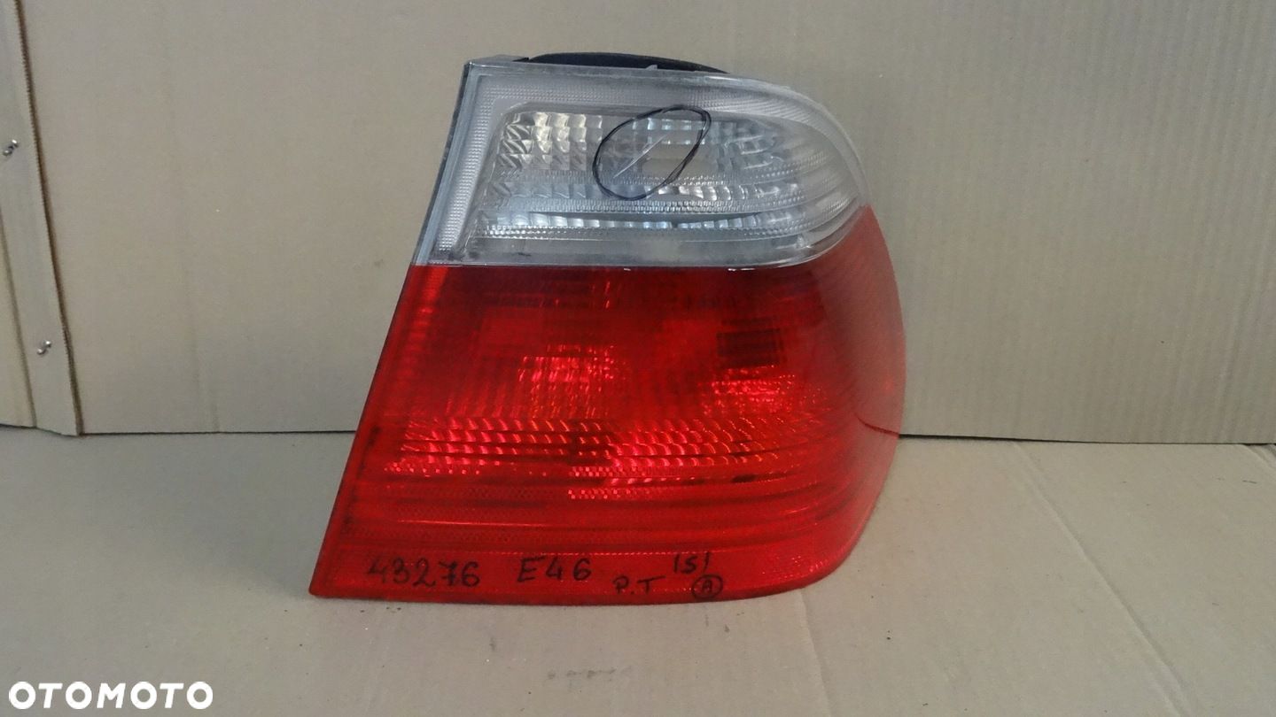 BMW E46 LAMPA PRAWY TYŁ SEDAN 8383822 - 1