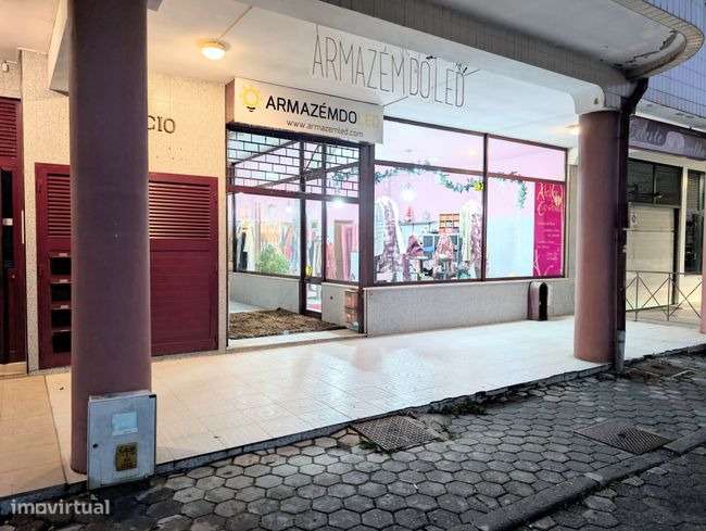 Loja renovada para arrendamento - Grande imagem: 4/5