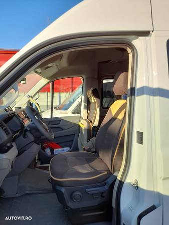 Volkswagen Crafter microbuz 19+1+1 locuri cat III - 2